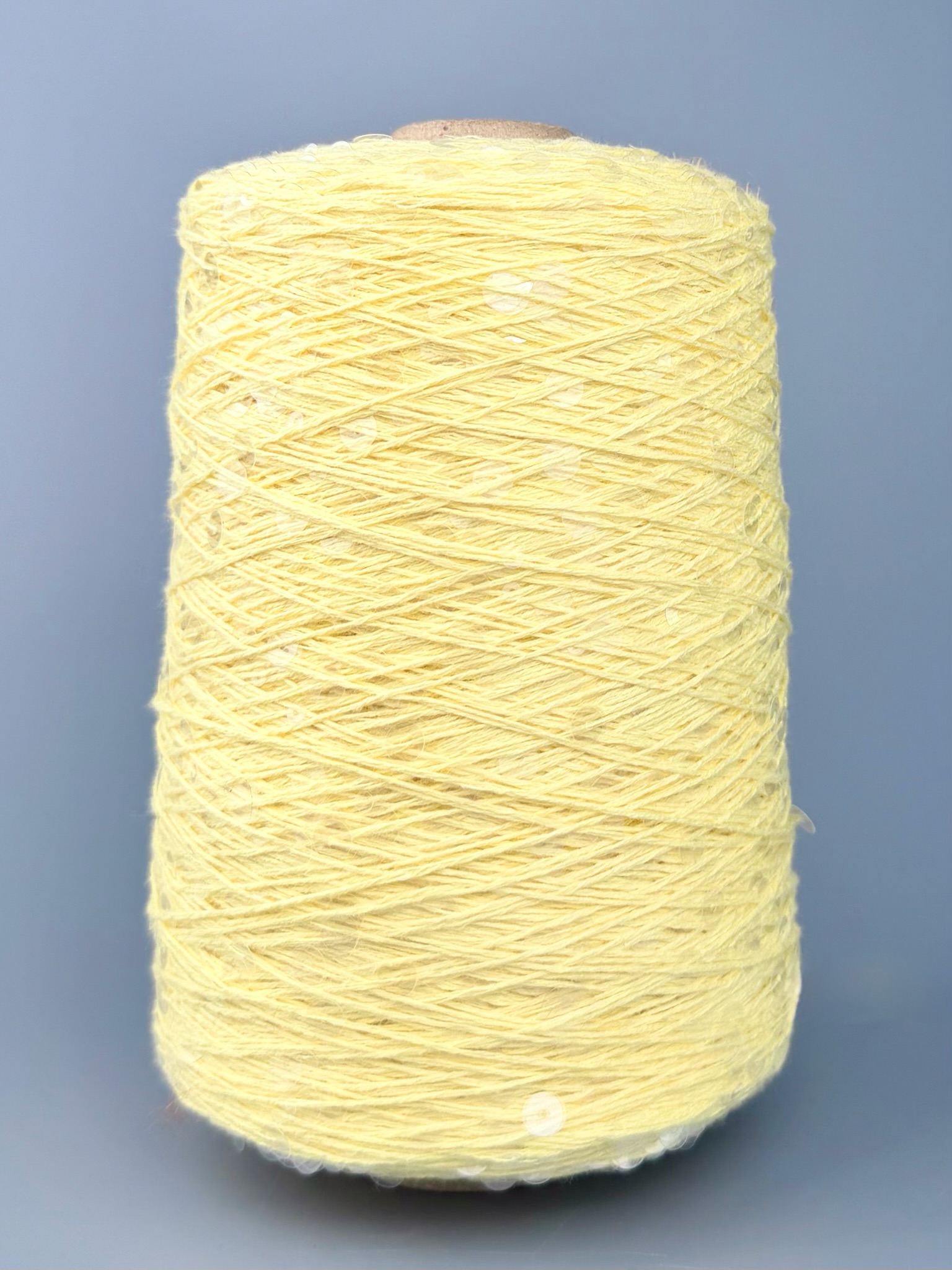 Art. Brillante 260 m / 100 g – Coton avec maxi paillettes col. Jaune clair photo 2
